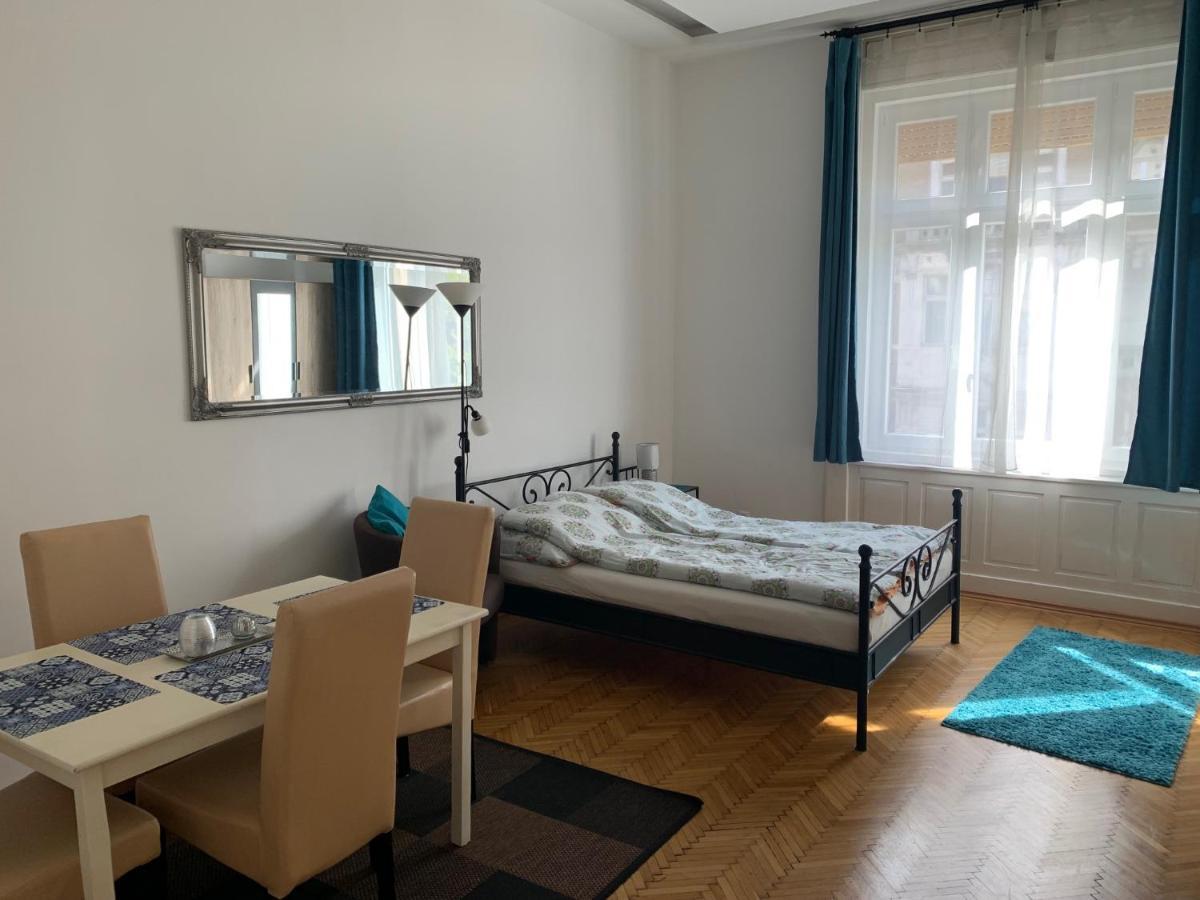 Mester4 Apartman Near To The Danube Budapest Exteriör bild